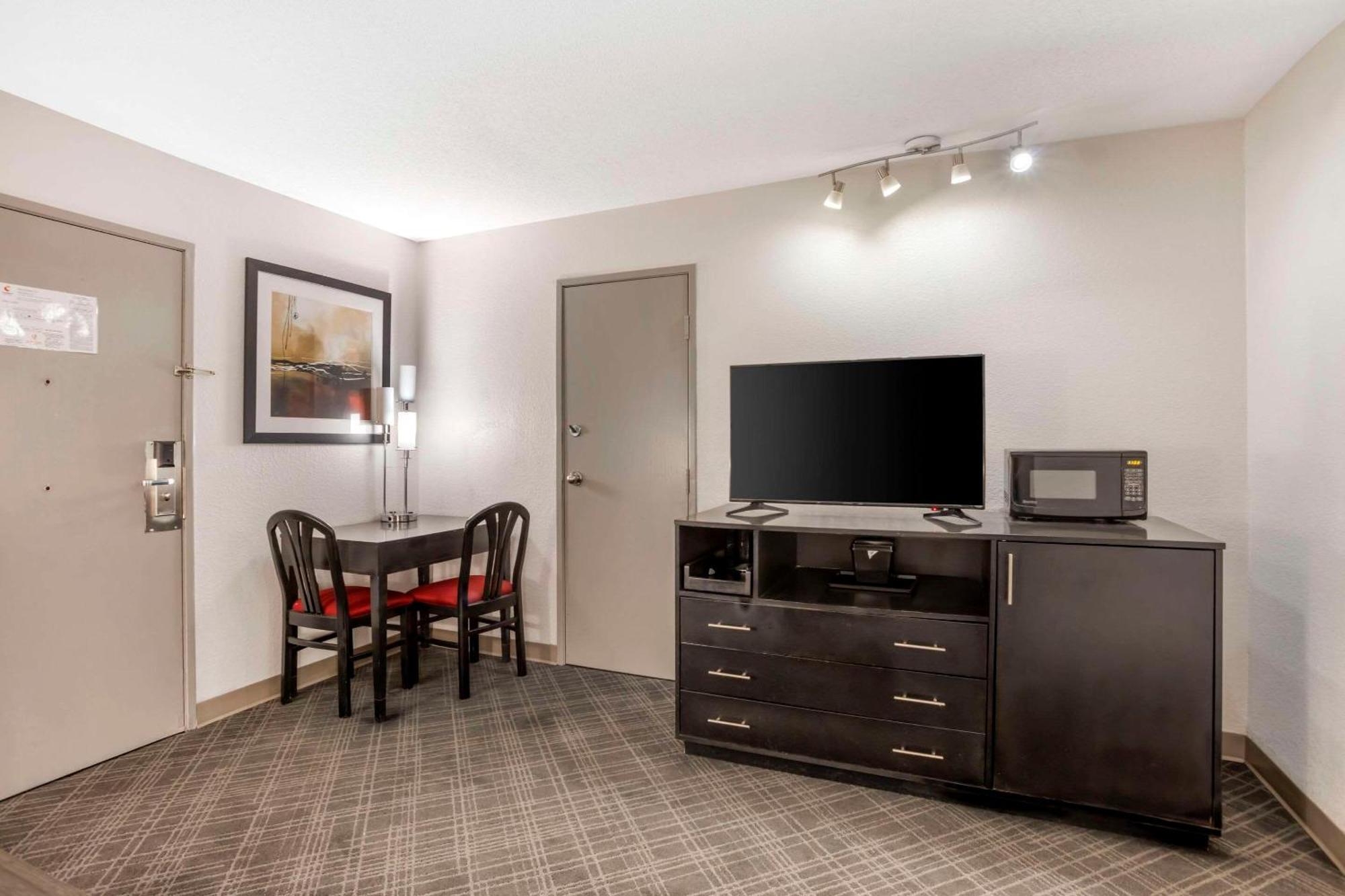 Comfort Suites Nashville Airport - Bna Luaran gambar